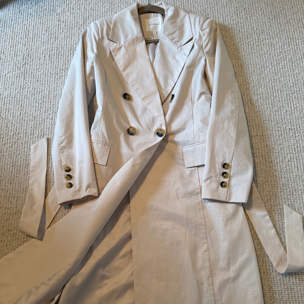Alec Les Filles lined Spring Raincoat, in Cream, size Small
